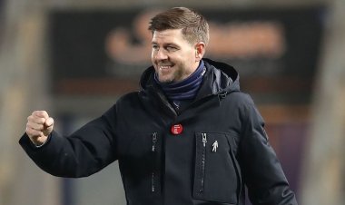 Rangers join exclusive undefeated group with league run