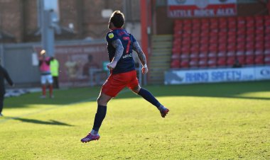 Jones in, McGeady out? Our Sunderland writers have their say on the big selection calls ahead of Swindon