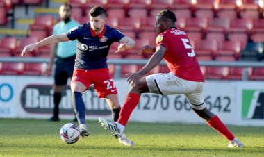 Rangers loanee 'won't spit dummy' in Sunderland selection battle with former Celtic winger