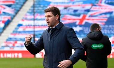 Steven Gerrard sees no nerves among Rangers players as title beckons