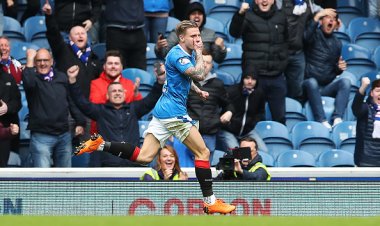 Divisive ex Rangers striker on fire after being handed chance to revive career | Rangers News