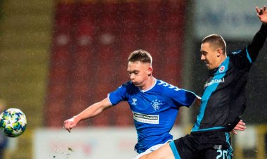 Rangers loan out Ciaran Dickson as talented midfielder joins Queen of the South
