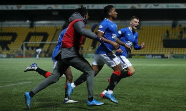 Alex Rae reacts on Twitter to Rangers win away to Livingston