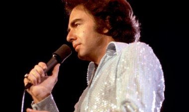 ‘Dancing to Sweet Caroline’: Rangers fans get Neil Diamond hit trending thanks to Ibrox star Morelos