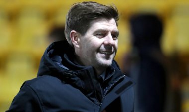 Rangers news: Jim White and Simon Jordan bicker over Gerrard future