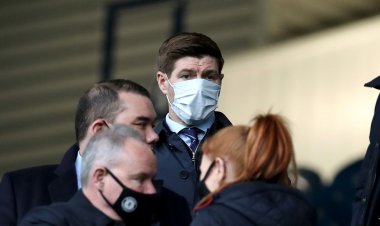 Steven Gerrard fights to keep Rangers emotions in check after huge win