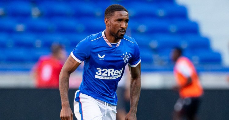 Rangers striker Jermain Defoe in touching tribute to mentor Glenn Roeder