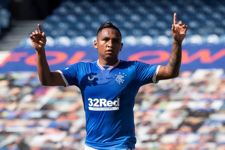 Gers fans slam blunder ref as Gerrard sees red