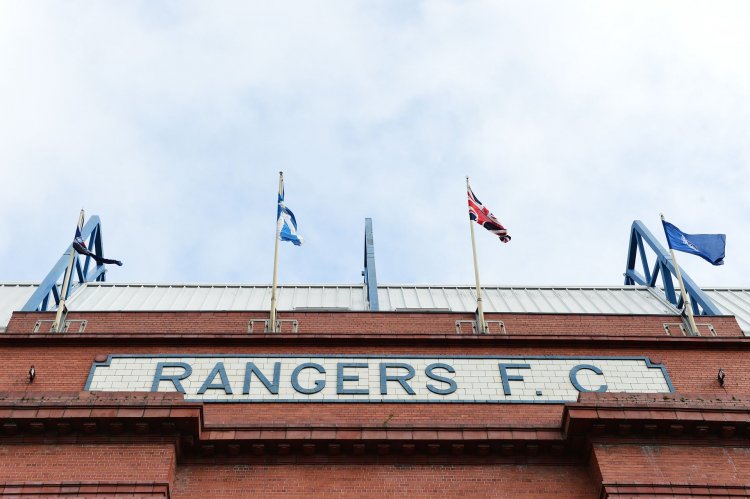 Graham Roberts posts 3-word tweet as Steven Gerrard’s Rangers close in on Celtic crown