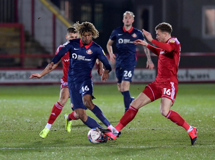 The signing Kevin Phillips 'would love' to see Sunderland make as Jordan Jones tipped for summer move