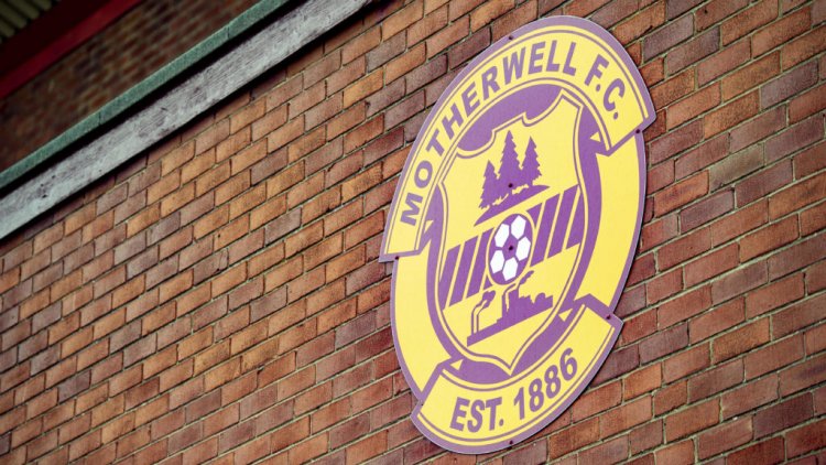 Motherwell decision not to take the knee explained by Graham Alexander and 'Well players - Not The Old Firm