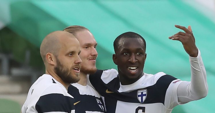 Pukki dons Glen Kamara t-shirt as Finland rally behind Rangers star