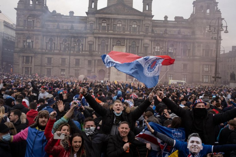 Police response to crowds of Rangers fans was proportionate, says adviser