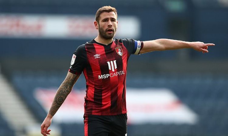 Howe 'ready to raid Bournemouth for Cook when he becomes Celtic boss'