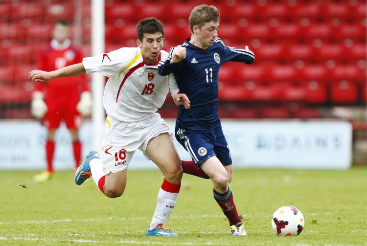Exclusive - On form Gauld would “consider Rangers”