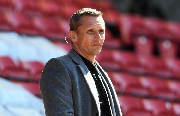 Steven Gerrard 'still deserves' manager of the year - but Callum Davidson has a claim, says ex-Rangers forward