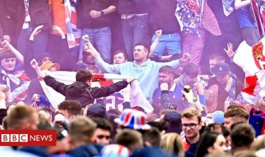 Police officer fined for attending Rangers George Square party