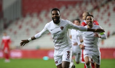 Champions League side in £6.9m bid for Rangers-linked Aaron Boupendza